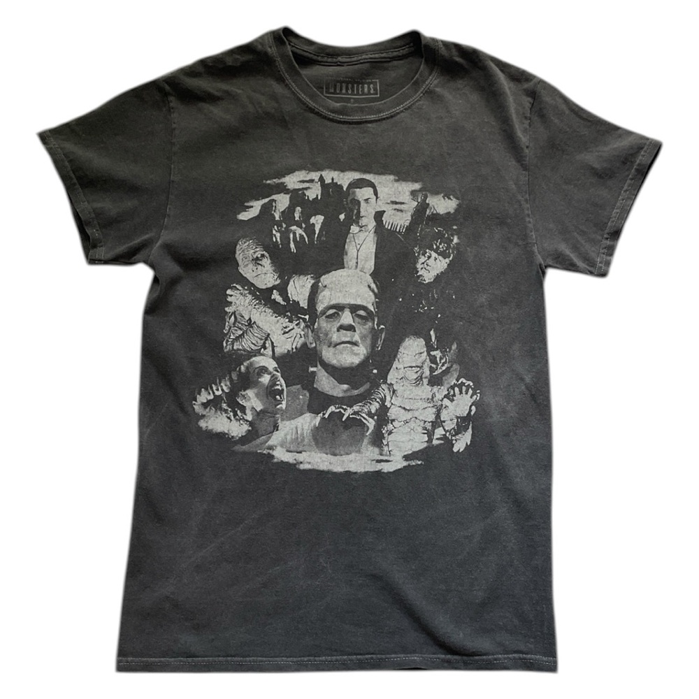 Universal Studios Graphic Monster Collage T-Shirt Short Graphic Tee size Small